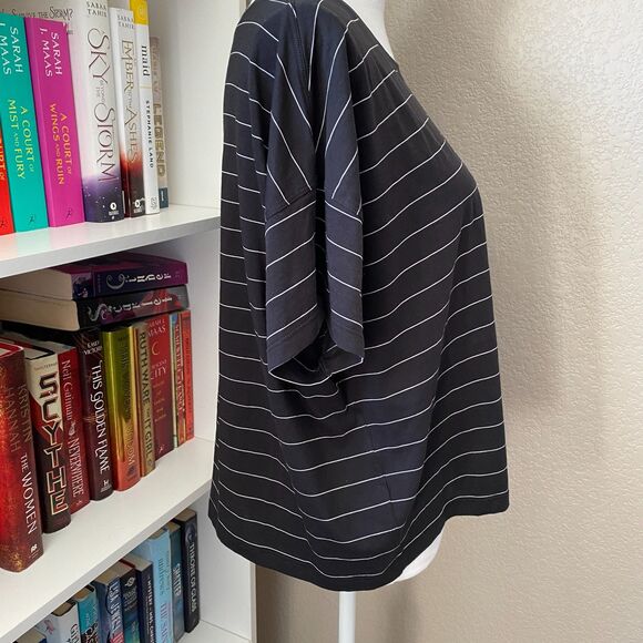 LULULEMON Cates Short Serve Stripe Black White Top Size 14 - Picture 4 of 8